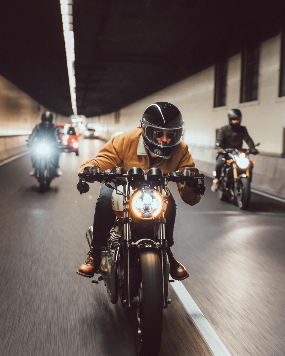 Cafe racer 2025 riding gear
