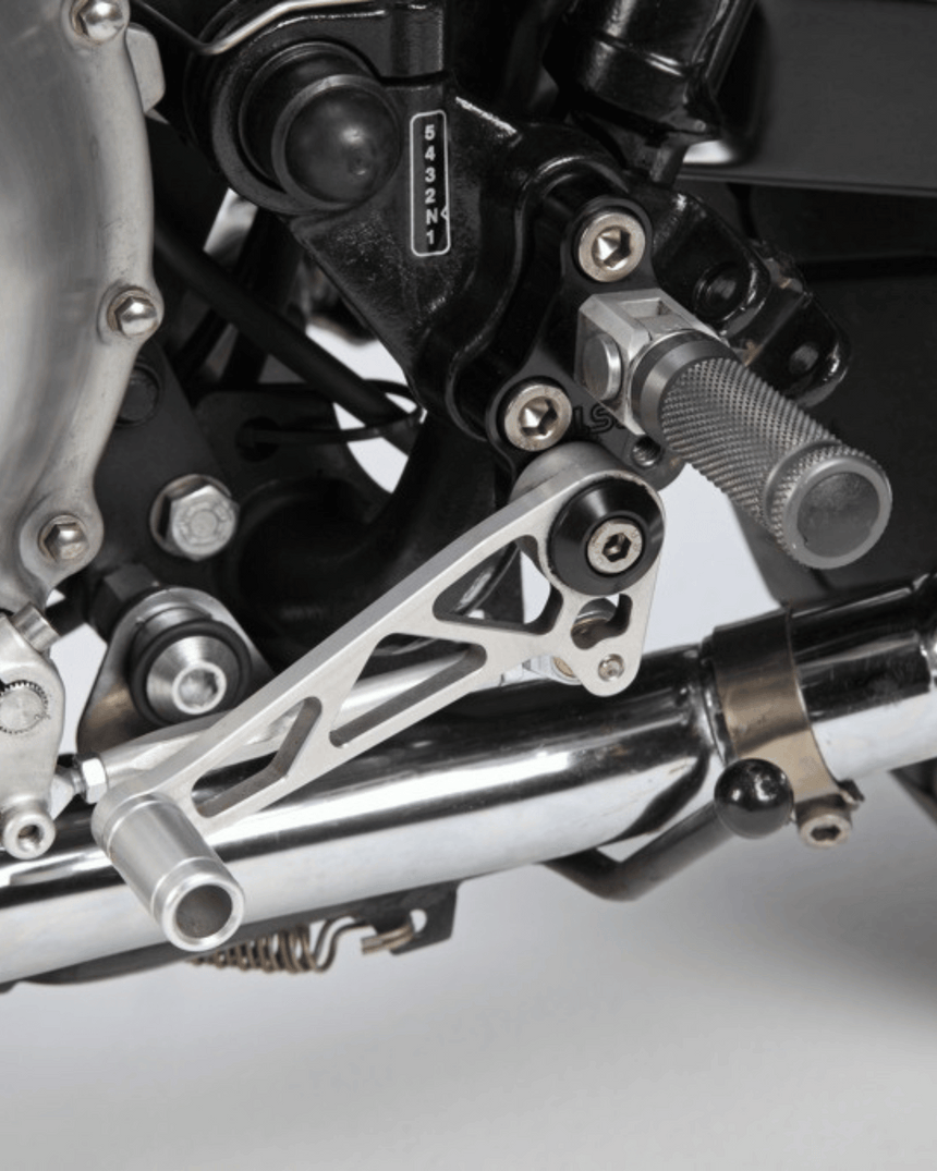 Triumph Thruxton (2004-15) Highsider Aluminium Rear Sets