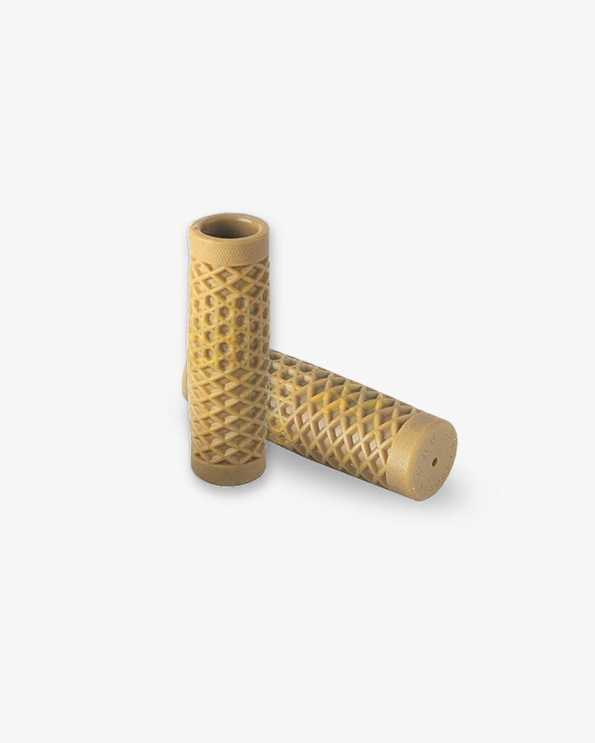 Waffle Diamond Grips For 22.2mm (7/8") Handlebars
