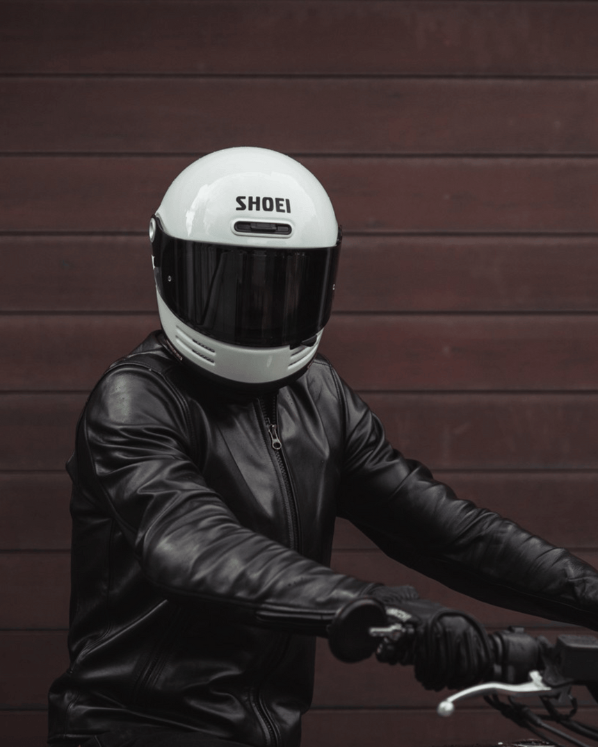 Shoei Glamster 06 Helmet